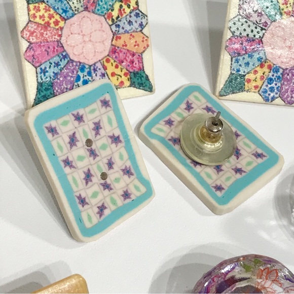 Folkart Bobbin Resin Dried Flower Needlepoint Quilt Novelty Kitsch Earring Lot - Picture 7 of 16